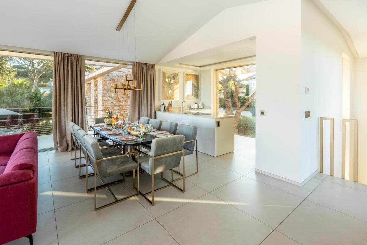 Sous Le Soleil Villa